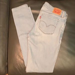 Levi’s 711 skinny light wash jeans